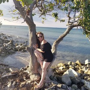 Meet your Posher, Maite